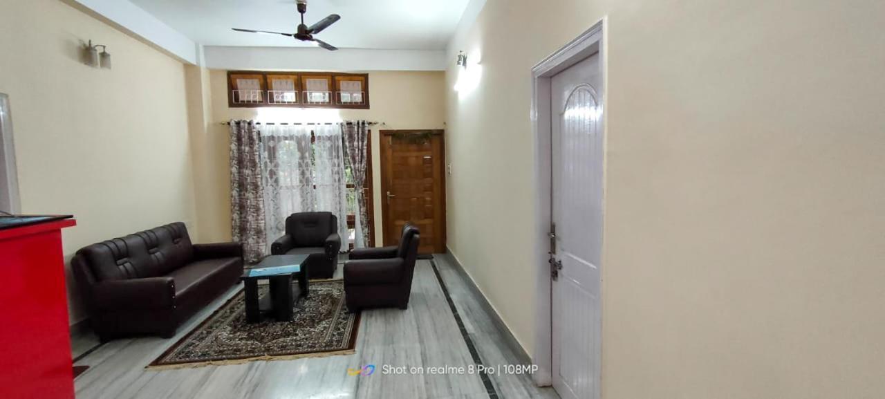 Green Vista Homestay Guwahati Eksteriør billede